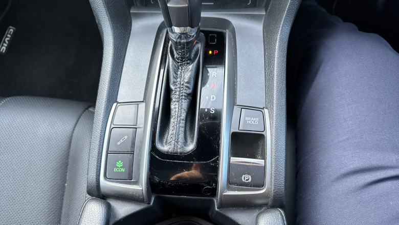 Honda Civic 1.5 VTEC Turbo Prestige 5dr CVT Petrol Hatchback